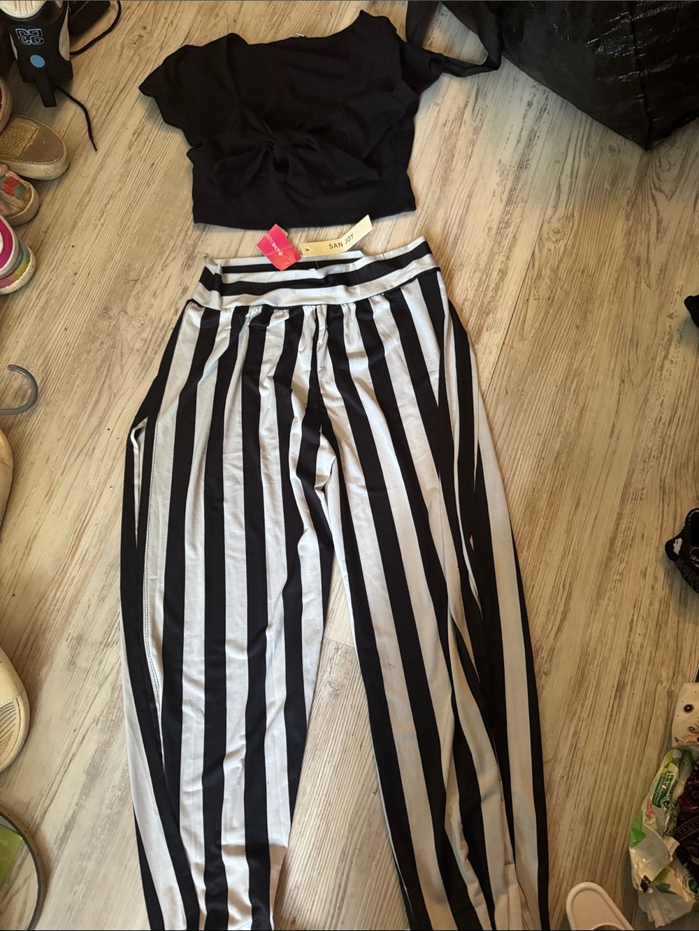 Women's Black and White Vertical Stripe Wide-Leg Pants